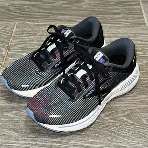 Brooks Adrenaline GTS 22 Running Shoes Cushion Support Lavender Black Women's 6B